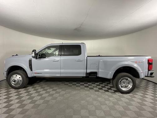 2026 Ford F-450 Platinum
