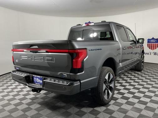 2025 Ford F-150 Lightning Platinum