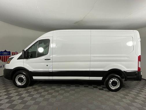 OXFORD WHITE 2024 Ford Transit-250 Base