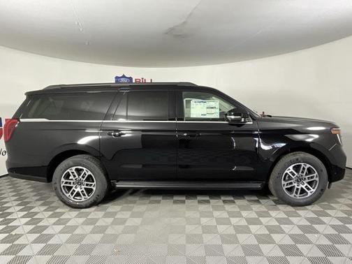 2025 Ford Expedition Max Active 4x2