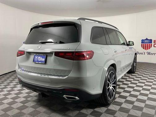 2025 Mercedes-Benz GLS 450 4MATIC
