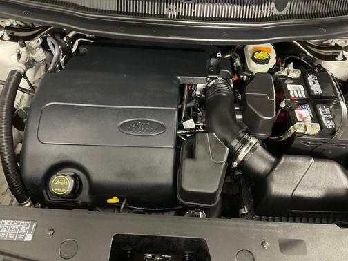 OXFORD WHITE 2017 Ford Explorer XLT