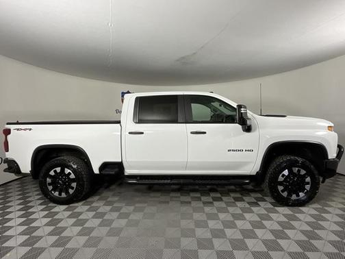 2020 Chevrolet Silverado 2500 Custom