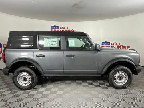 Carbonized Gray Metallic 2026 Ford Bronco Base