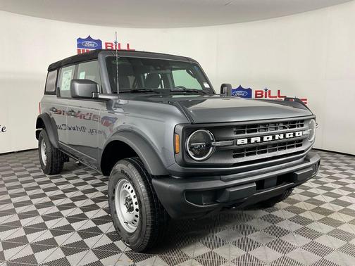 Carbonized Gray Metallic 2026 Ford Bronco Base
