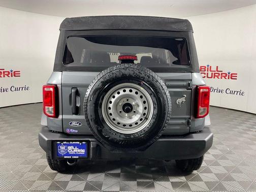 Carbonized Gray Metallic 2026 Ford Bronco Base