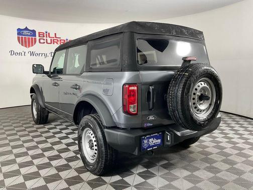 Carbonized Gray Metallic 2026 Ford Bronco Base