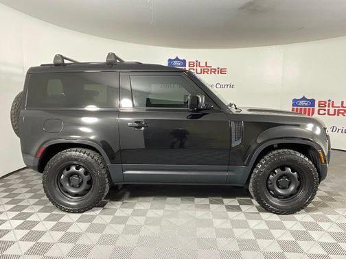 2022 Land Rover Defender 90 Standard
