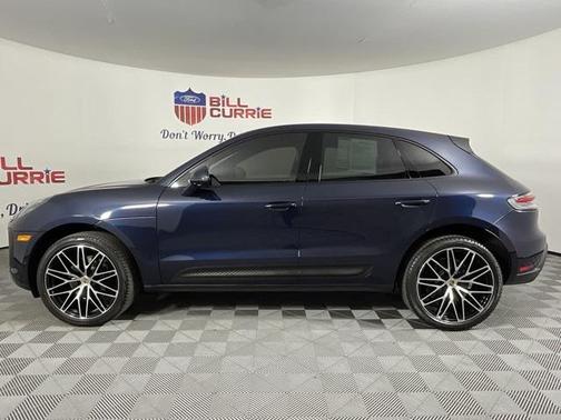 2023 Porsche Macan Base