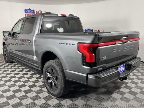 2025 Ford F-150 Lightning LARIAT