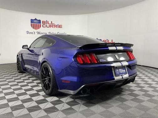 2016 Ford Shelby GT350 Base