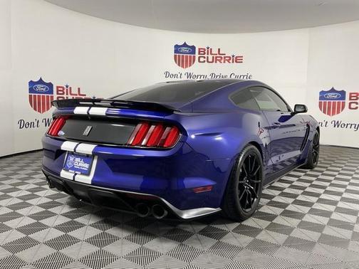 2016 Ford Shelby GT350 Base