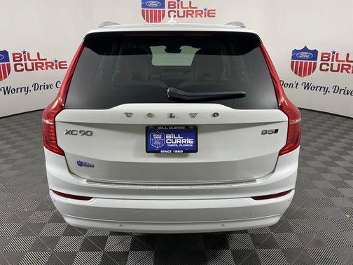 2023 Volvo XC90 B5 Core