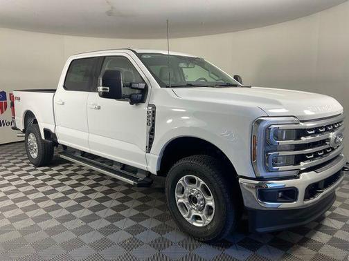 OXFORD WHITE 2026 Ford F-250 XLT