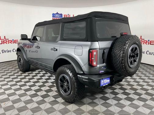 CARBONIZED GRAY METALLIC 2022 Ford Bronco Badlands