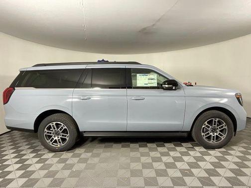 2025 Ford Expedition Max Active 4x2