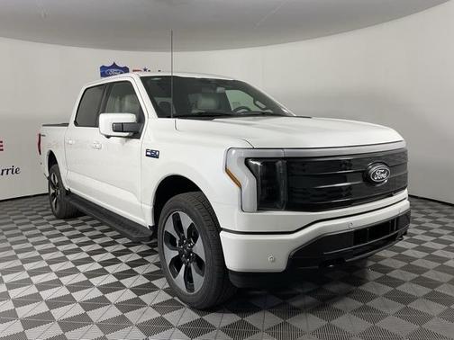 2025 Ford F-150 Lightning Platinum