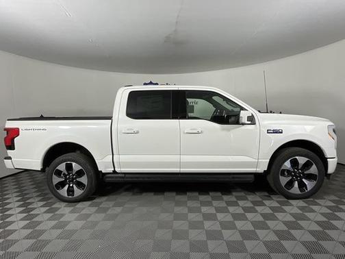 2025 Ford F-150 Lightning Platinum