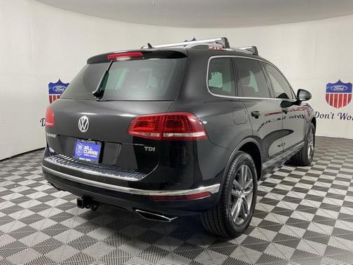 2015 Volkswagen Touareg TDI Lux
