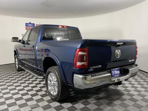 2022 RAM 3500 Laramie Crew Cab 4x4 6'4' Box