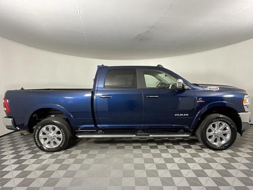 2022 RAM 3500 Laramie Crew Cab 4x4 6'4' Box