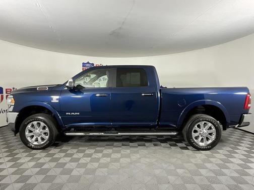 2022 RAM 3500 Laramie Crew Cab 4x4 6'4' Box