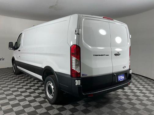 OXFORD WHITE 2026 Ford Transit-250 Base