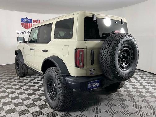 DESERT SAND 2026 Ford Bronco Badlands