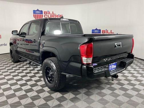 2017 Toyota Tacoma SR