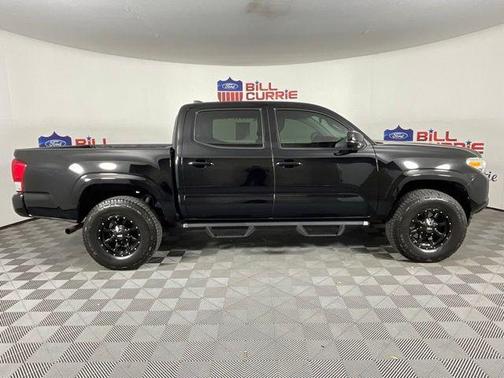 2017 Toyota Tacoma SR