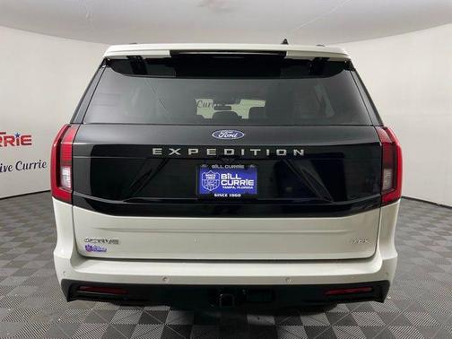 2025 Ford Expedition Max Active 4x2