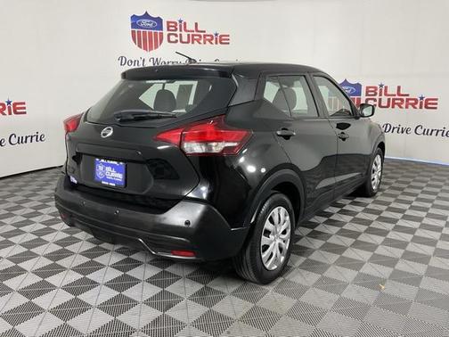 2020 Nissan Kicks S