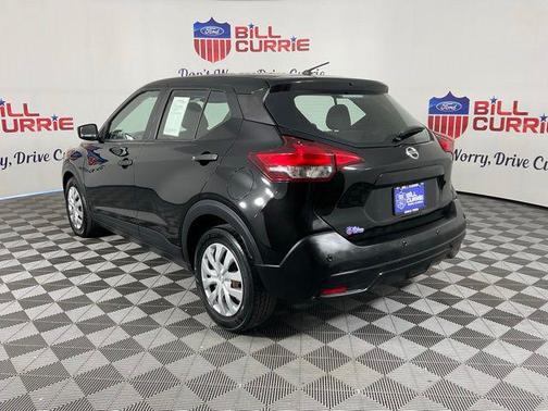 2020 Nissan Kicks S