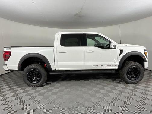 STAR WHITE METALLIC TRICOAT 2026 Ford F-150 Lariat