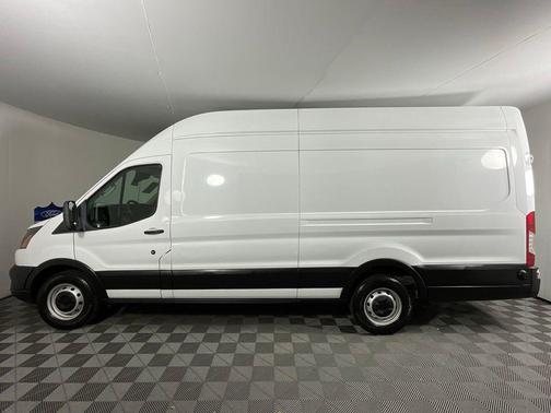 OXFORD WHITE 2020 Ford Transit-350 Base
