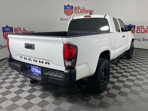 2018 Toyota Tacoma SR