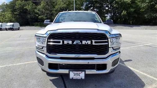 2020 RAM 2500 Tradesman Crew Cab 4X4 64' Box