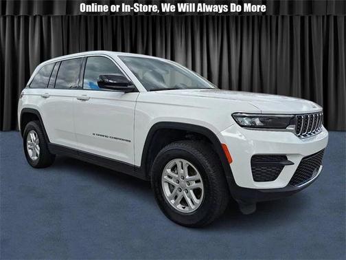 2024 Jeep Grand Cherokee Laredo 4x4