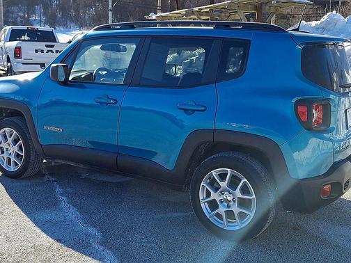 2022 Jeep Renegade Latitude