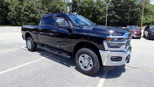 2025 RAM 2500 Tradesman Crew Cab 4x4 64' Box