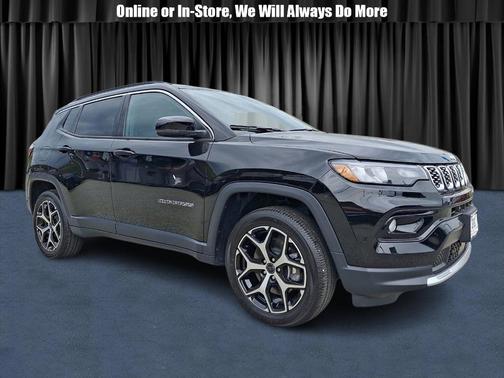 Diamond Black Crystal Pearlcoat 2025 Jeep Compass Limited