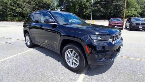 2024 Jeep Grand Cherokee Laredo X 4x4