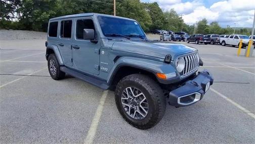 2024 Jeep Wrangler 4-Door Sahara 4x4