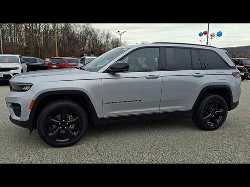 2023 Jeep Grand Cherokee Altitude