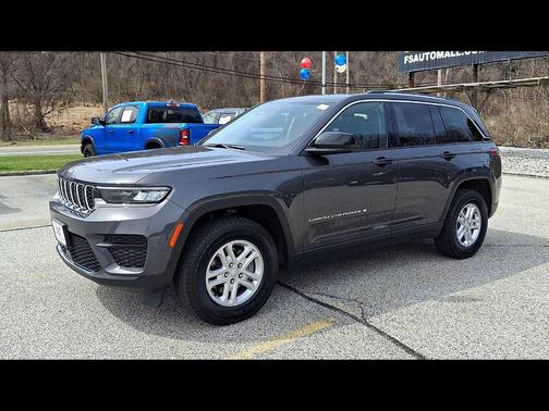 2023 Jeep Grand Cherokee Laredo