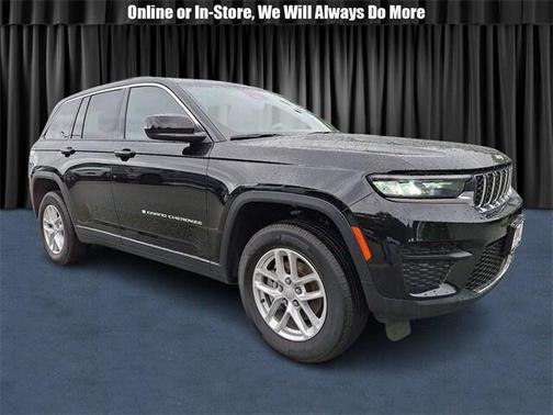 2024 Jeep Grand Cherokee Laredo X 4x4