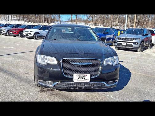 2023 Chrysler 300 Touring