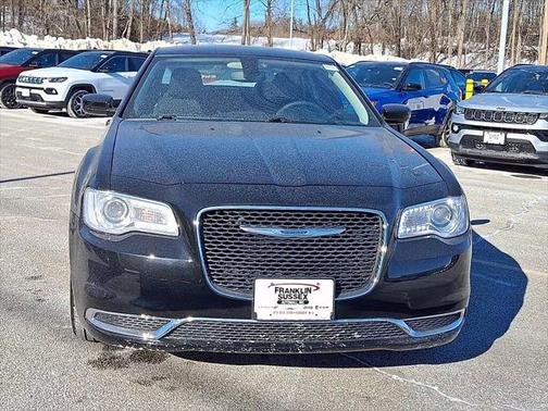 2023 Chrysler 300 Touring AWD