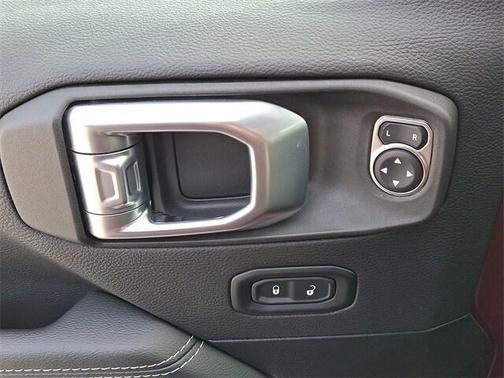 2022 Jeep Wrangler Unlimited Sahara 4x4