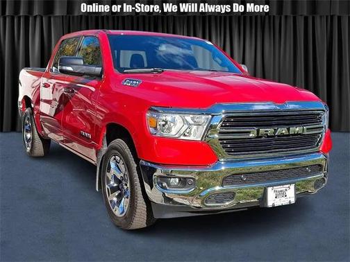 2019 RAM 1500 Big Horn/Lone Star Crew Cab 4x4 57' Box